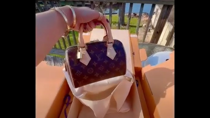 My new Cognac Speedy 25 😍😍😍 I got to pick her up early!!!! :  r/Louisvuitton