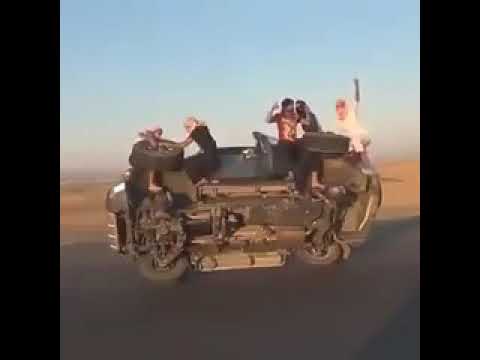 Çılgın Araplar araba yanlıyor