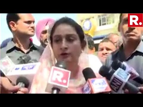 Harsimrat Kaur Badal Speaks To The Media After Casting Her Vote In Bhatinda | #ArnabonMay23