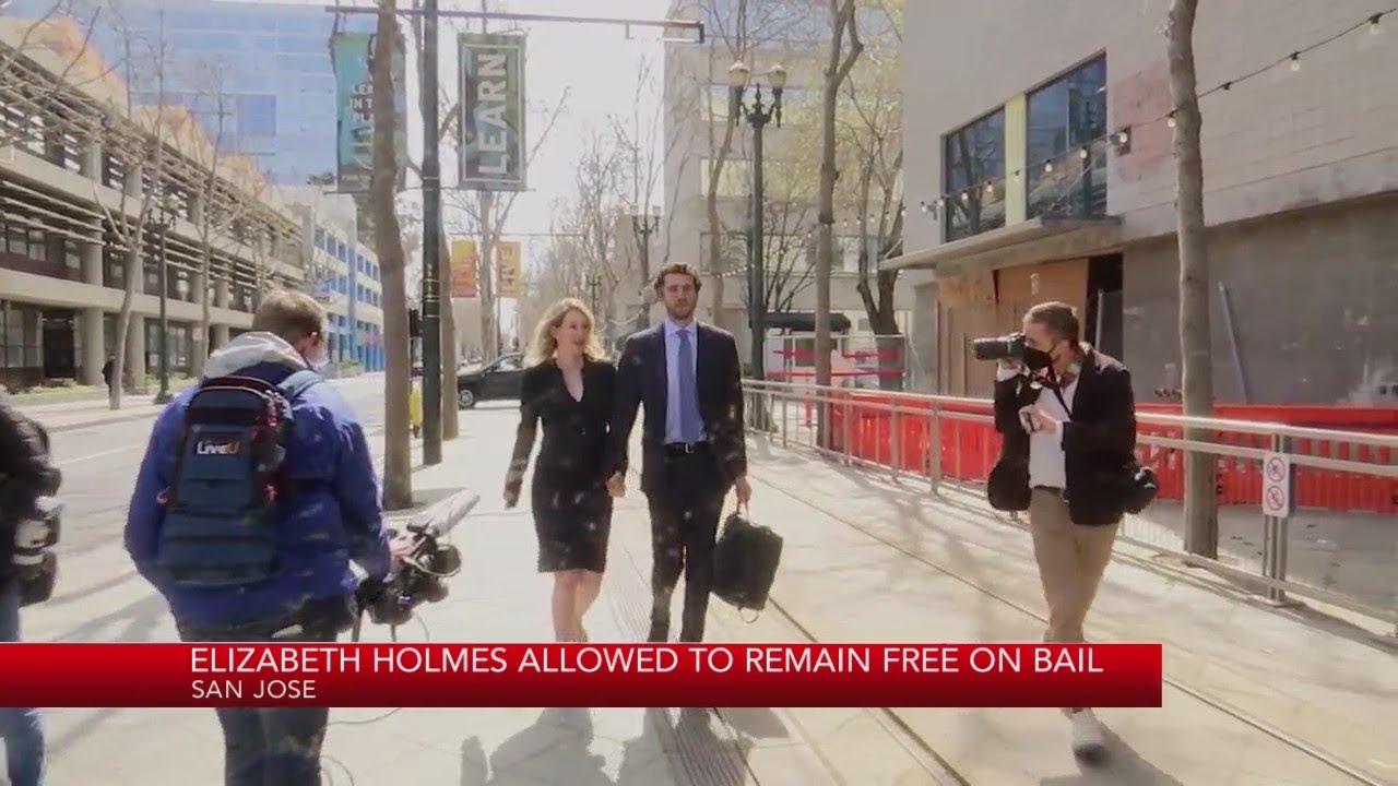 Elizabeth Holmes allowed to remain free on bail