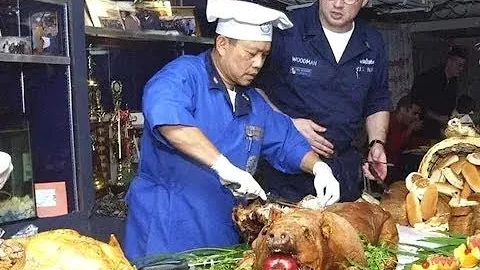 辽宁舰官兵伙食咋样？官媒首度曝光，八大菜系齐全，堪比星级餐厅 - 天天要闻