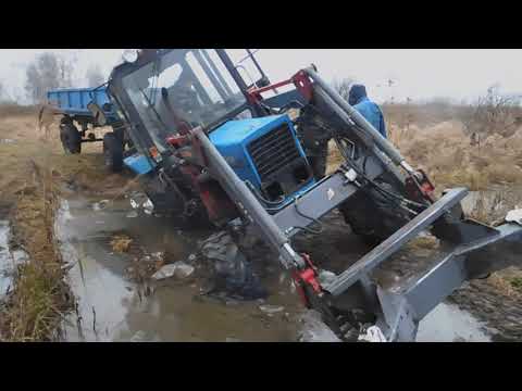 Видео: Завалили на бок МТЗ 82!Вытаскиваем из болота трактор!