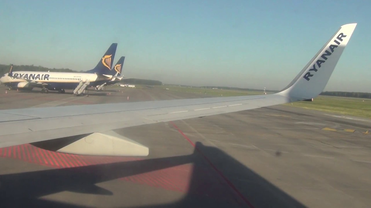 Ryanair Warszawa Modlin lot do Oslo Sandefjord Torp