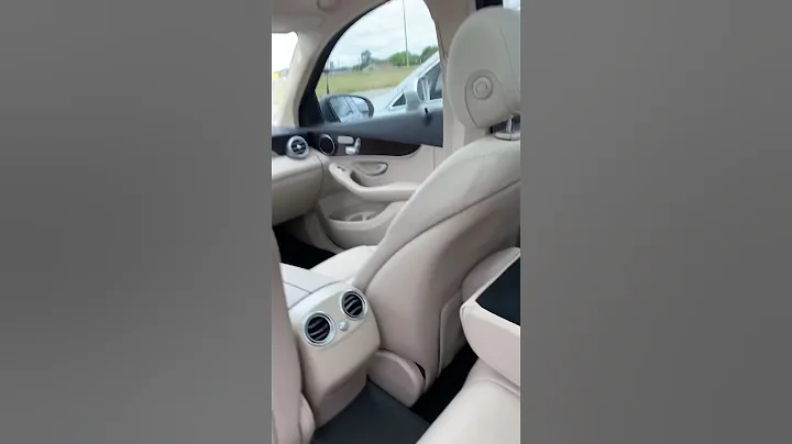 🚗2017 Mercedes-Benz GLC 300GLC 300