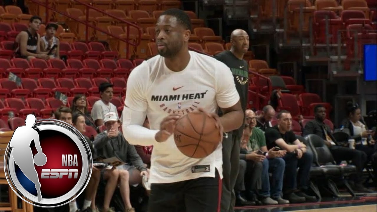 Dwyane Wade gets huge ovation in first game back with Heat