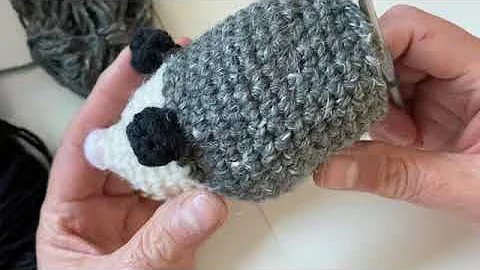 Learn to Crochet an Adorable Amigurumi Opussom Possom