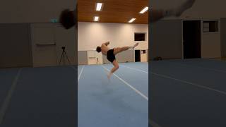 How many one legged backflips can you count?😱👀 #athlete #flip #cork #tricking #gymnastics #parkour