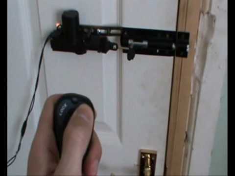CAR DOOR REMOTE CONTROLLED BEDROOM DOOR LOCK - YouTube