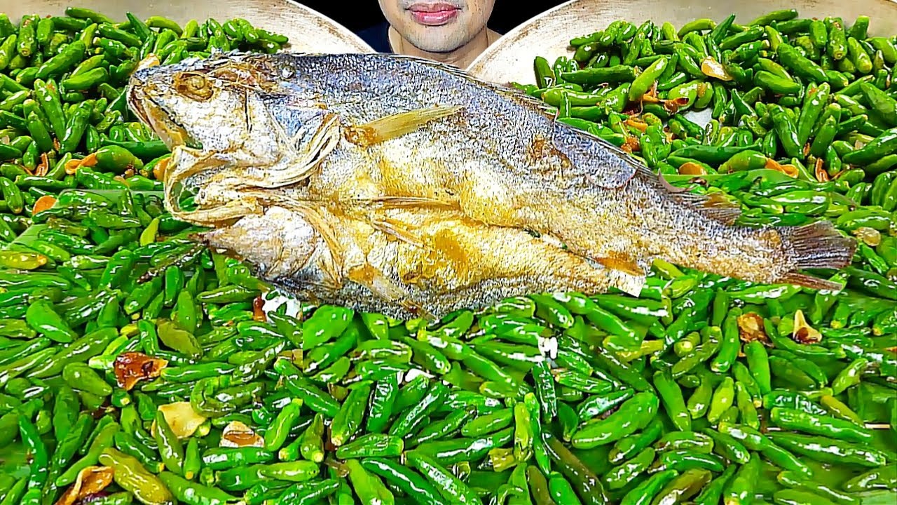 ASMR MUKBANG || TUMIS CABE RAWIT || IKAN ASIN