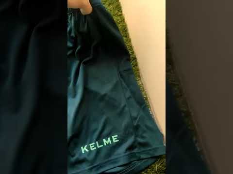 Обзор футбольной формы Kelme Segovia