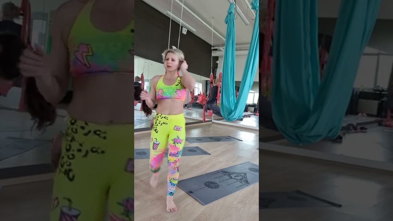 йога в гамаках UNNATA  Aerial Yoga 🧚‍♀️