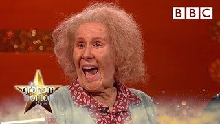 Nan wants a go on the big red chair! 👵😂 - BBC