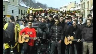 Miniatura del video "The Hardchorus  FC Brasov= filmare amator"