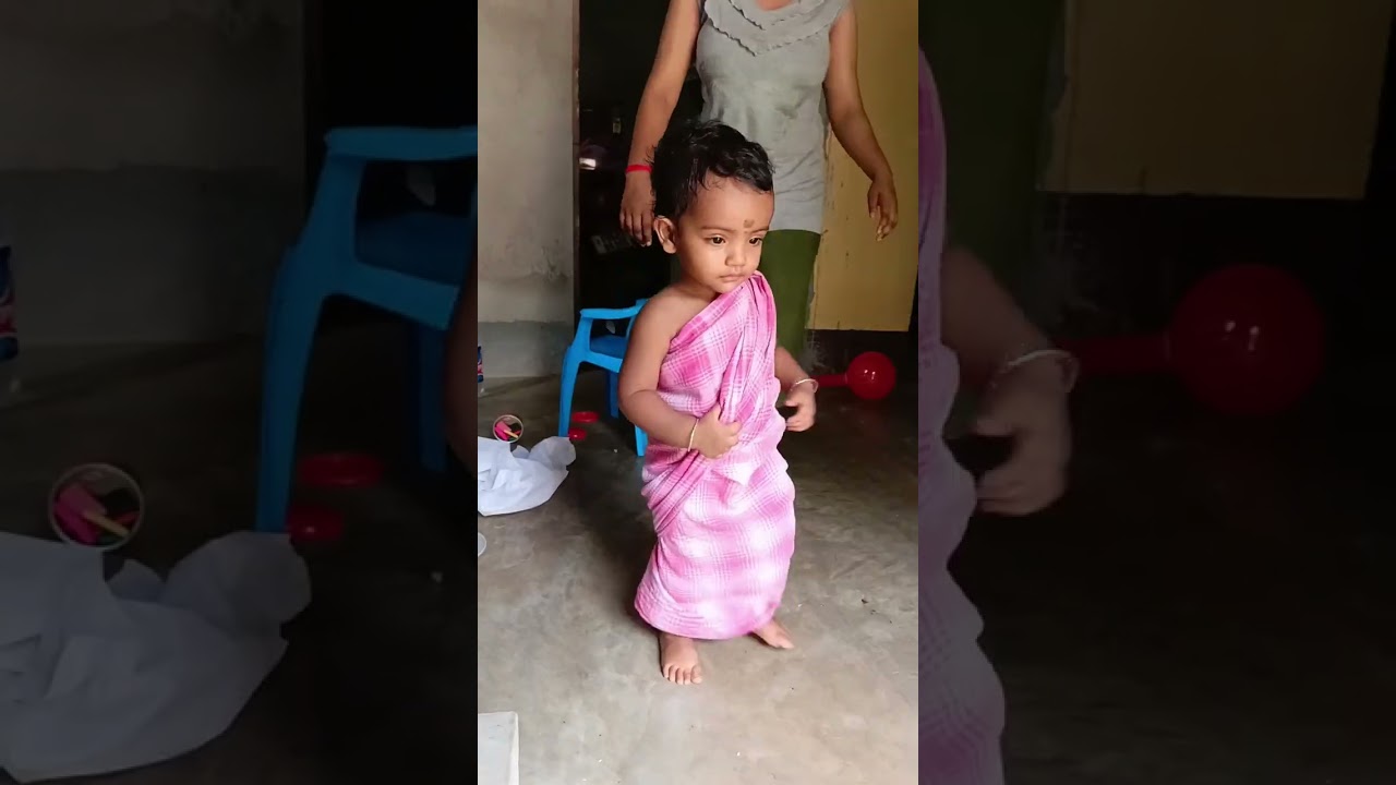 🥻শাড়ি পরে স্টাইল করছে সোনামা...... 