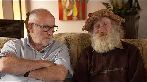 Two Vietnam war veterans reuniting after 45 years apart - DayDayNews