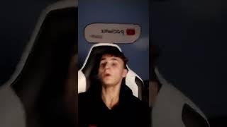 Poprvé Jsem Se Dotknul Trávy..