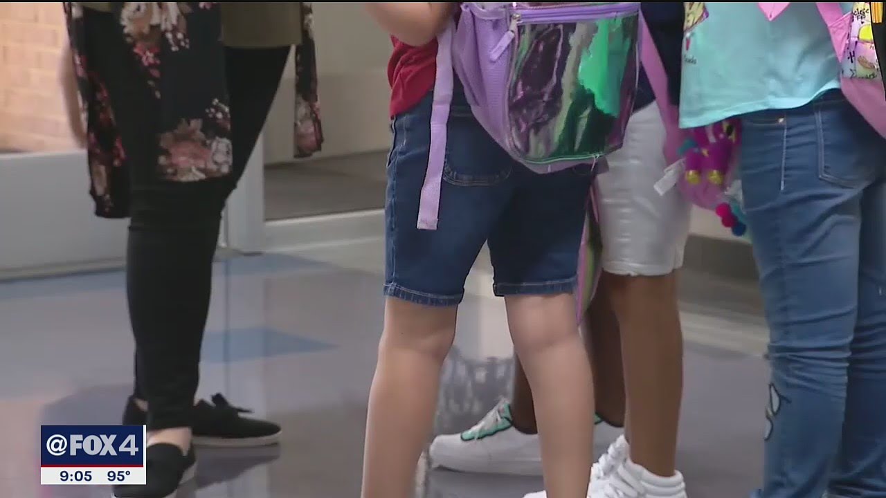 Dallas ISD may require students to use clear backpacks YouTube