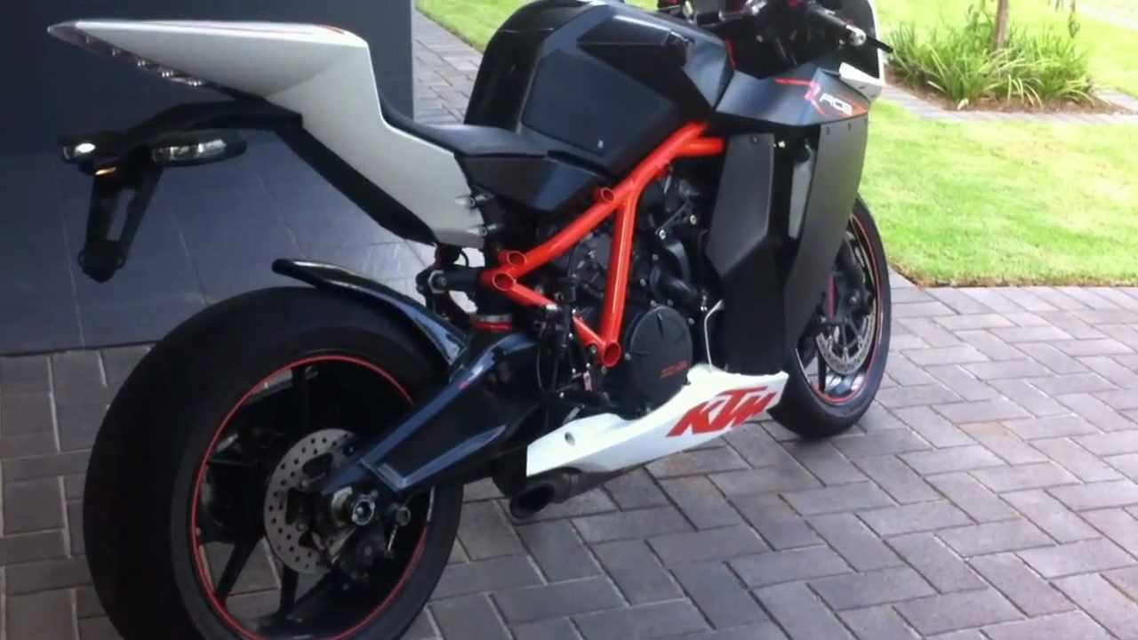akrapovic rc8