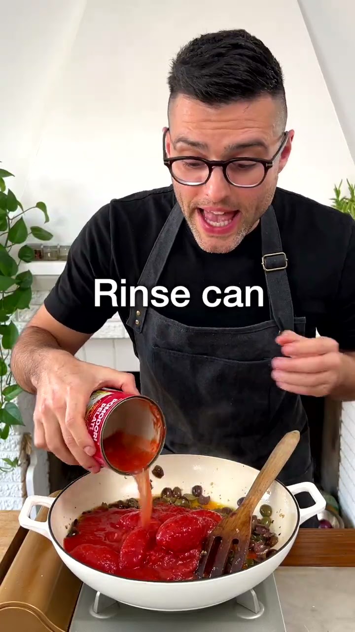 Easy Pasta Puttanesca in 25 minutes - YouTube