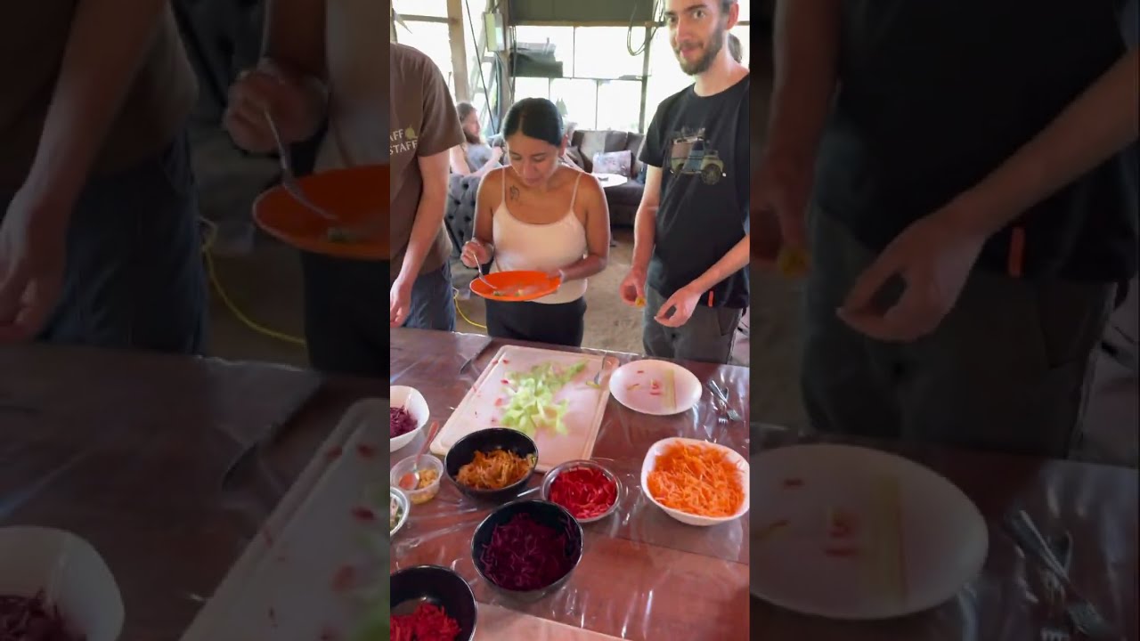 Making cUSHI Raw Vegan Sushi @ Terra Frutis | Ecuador | AMAZON FRUIT FESTIVAL