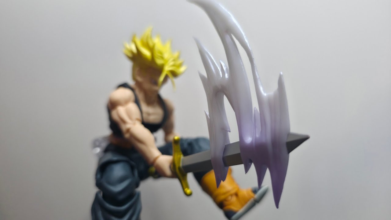 Tonsen Art toys -05B Trunks. el mejor trunks?