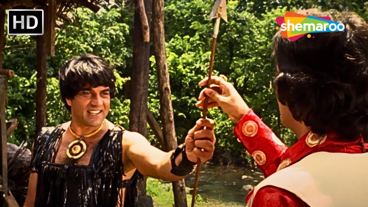 dharmendra-ki-dhamakedaar-entry-dharam-veer-dharmendra-jeetendra