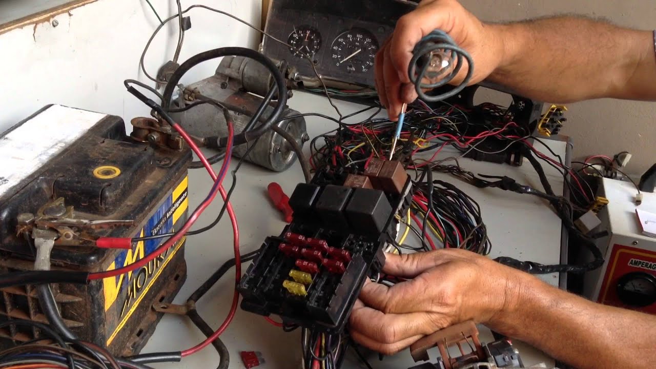 Mendonça - elétrica do ESCORT - 6/ ligações e testes do comutador de ignição .