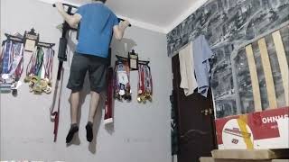 9 pull-ups per day until Vanoss Crew makes me laugh in GTA 6 | Day 225