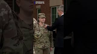 Heroes! US Secretary of the Army awarded medals to six soldiers who helped subdue shooting suspect.