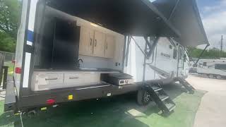 NEW RV 2023 Cruiser RV Shadow Cruiser 325BHS Luxury Bumper pull With a Private bunkhouse Tulsa OK by RV OUTLET CENTER 92 views 11 months ago 1 minute, 13 seconds