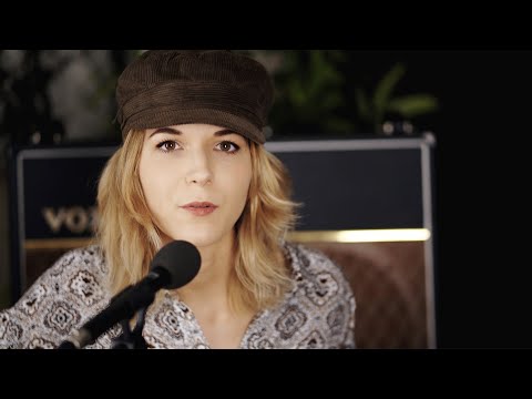 Sound Of Silence - MonaLisa Twins (Simon & Garfunkel Cover) // MLT Club Duo Session