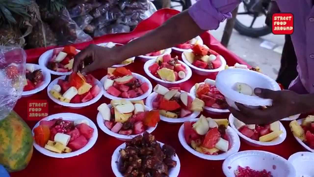 ramzan season special fruit salad making near tv9 banjara hills | Street Food Around