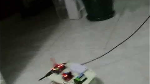 101 4372 control de un robot movil con arduino  S4A y Scratch
