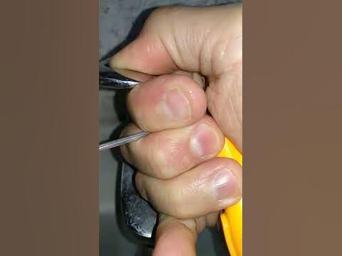 Как снять ролик с ручки