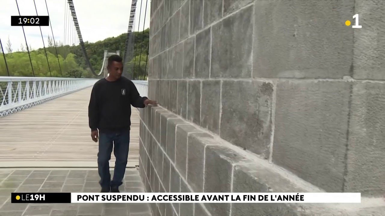 Après plus de 20 mois de travaux, le pont suspendu de la Rivière de l'Est va rouvrir