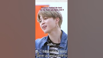 Namjoon reached his hand out for Jimin and Jimin hold it #bts #minimoni #jimin