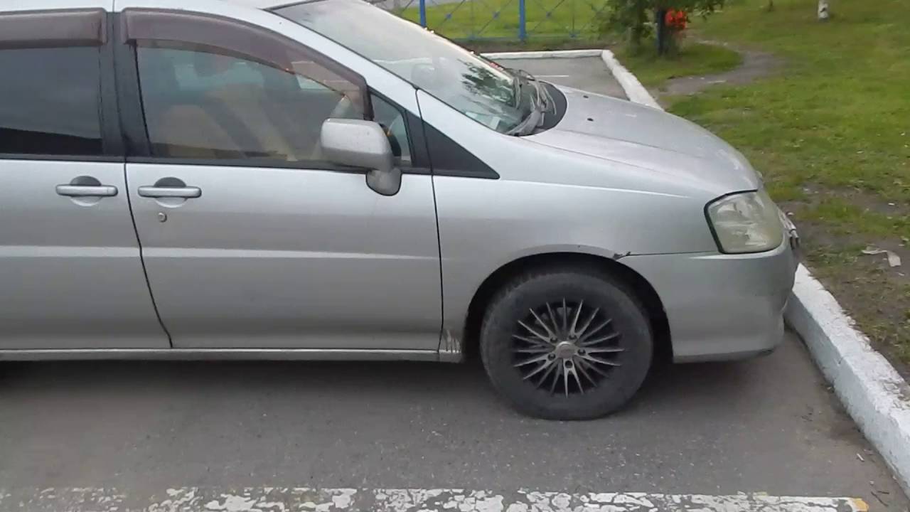 Nissan liberty 2001