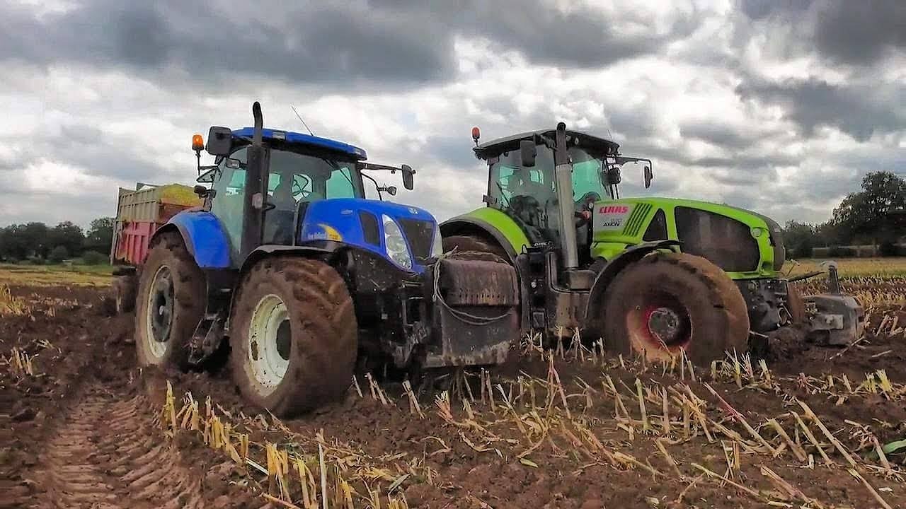 DIFFICULT CONDITIONS at Silage 2017 I Tractor in mud !! YouTube