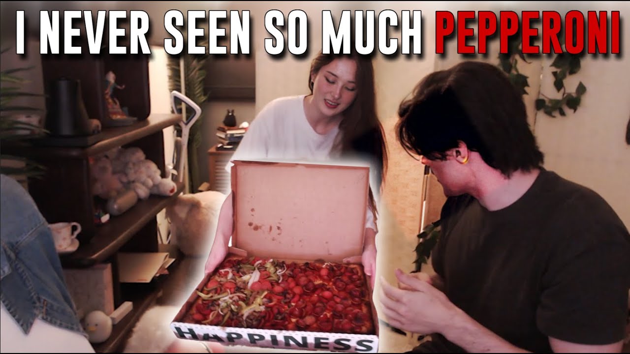 Tina & Foolish do a PIZZA Mukbang