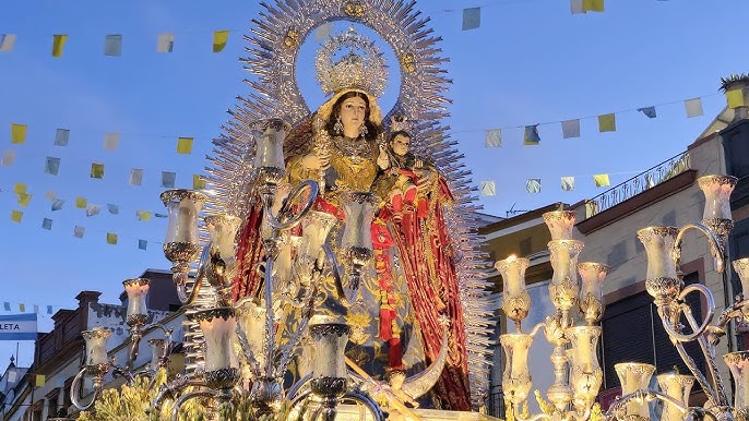 La provincia de Sevilla celebra el 8 de septiembre con las procesiones de la Virgen en más de una docena de localidades