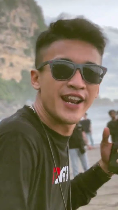 giginya ompong mengarang lagu
