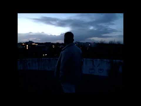 DXVE - FLÜGELTÜREN (OFFICIAL VISUALIZER)