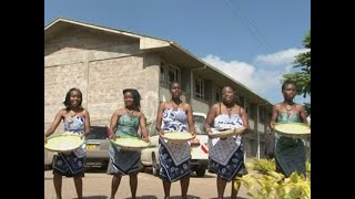 MUNGU AU SHETANI - St Paul's Students' Choir - University of Nairobi chords