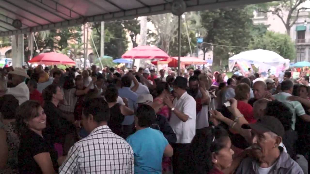 Angel Muñoz Y Su Danzonera - Acayucan