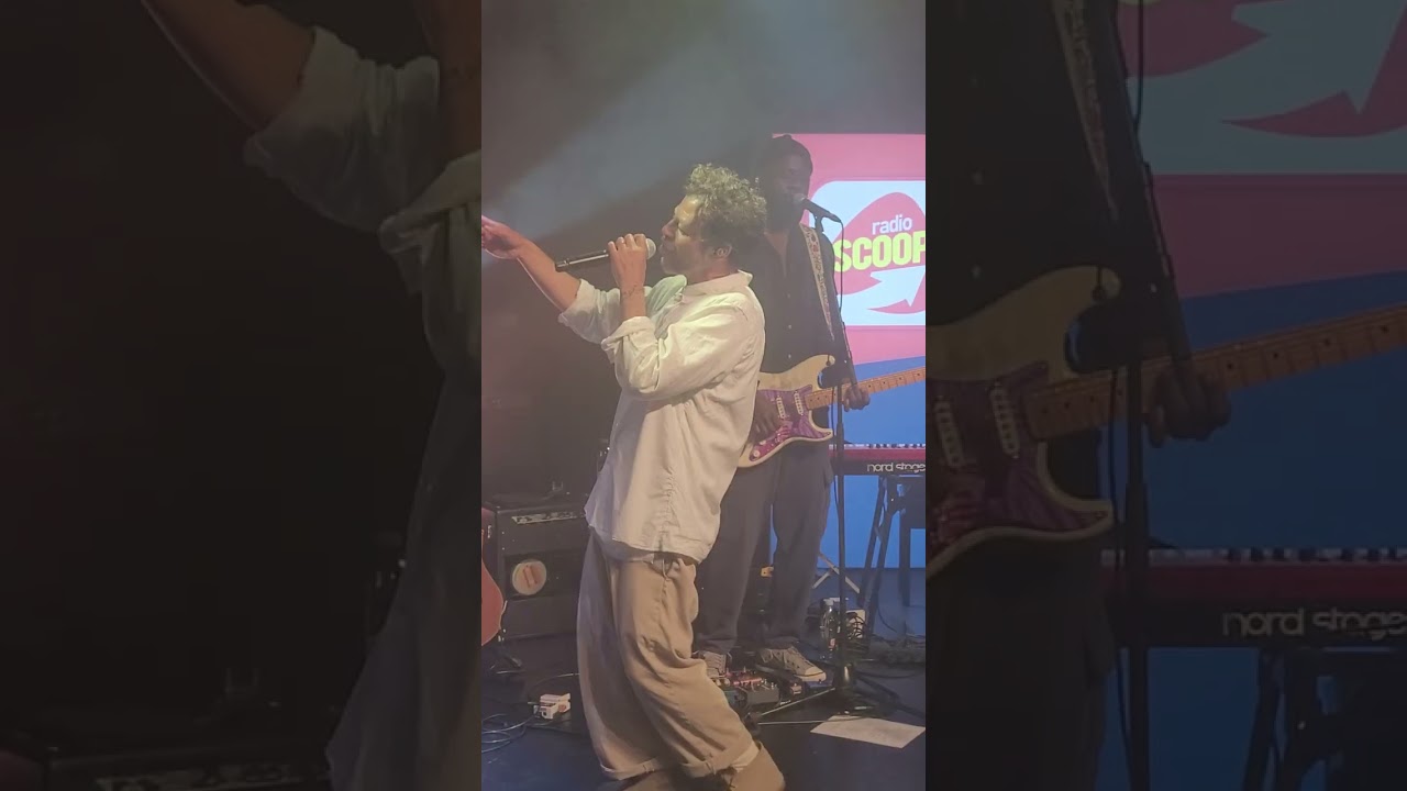 Christophe Maé - L'amour - SCOOPLIVE 2023