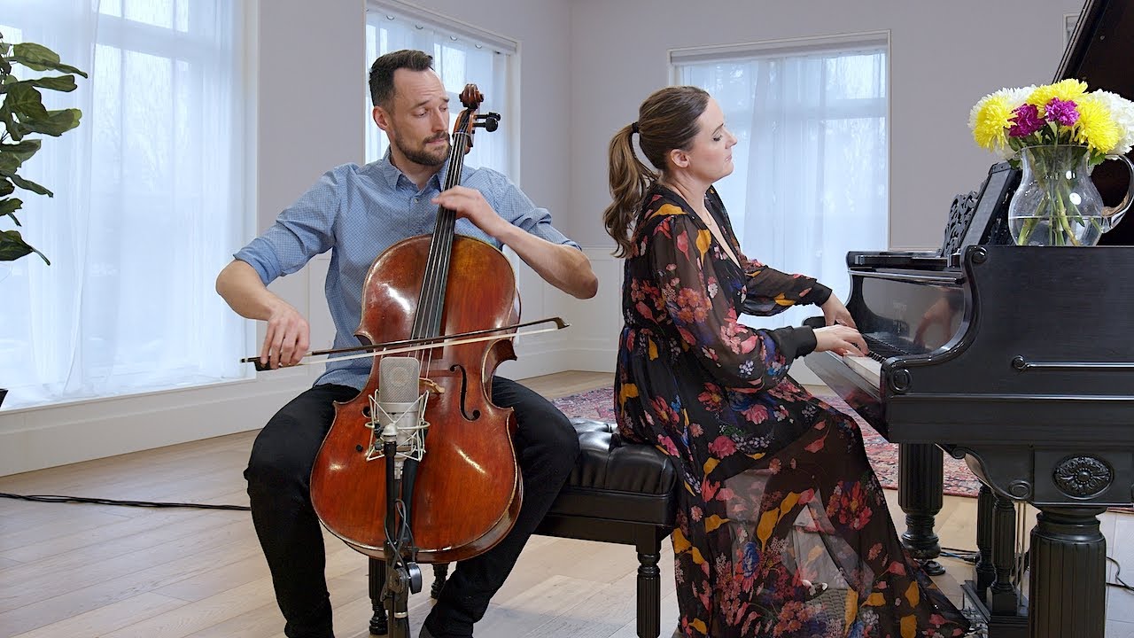 Παρακολούθηση Flowers - Miley Cyrus (Cello & Piano Cover) - Brooklyn Duo στο YouTube Παρακολούθηση Flowers - Miley Cyrus (Cello & Piano Cover) - Brooklyn Duo στο YouTube