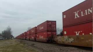 UP 7232 Leads "K" Line Stack