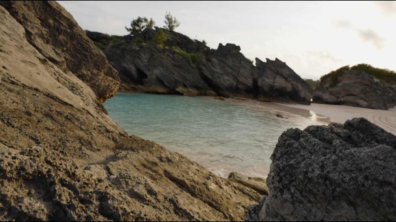 The Calm Before the Storm! - Bermuda Vlog Day 1