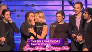 Friendly Exes Kaley Cuoco & Johnny Galecki Hold Hands Backstage at People's Choice Awards Watch Now!