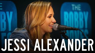 Jessi Alexander Helped Miley Cyrus Learn Guitar On Set Of "The Last Song"